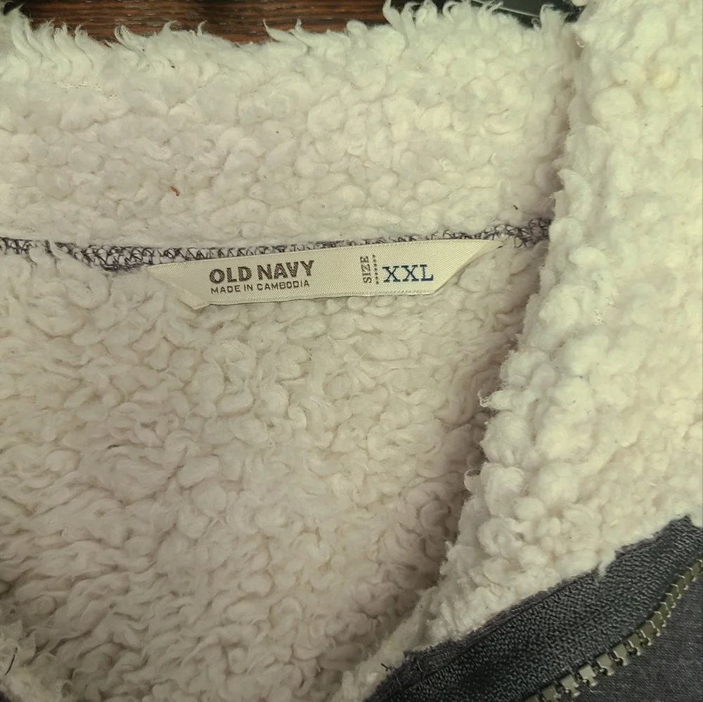 Coat - Picture 2 of 3